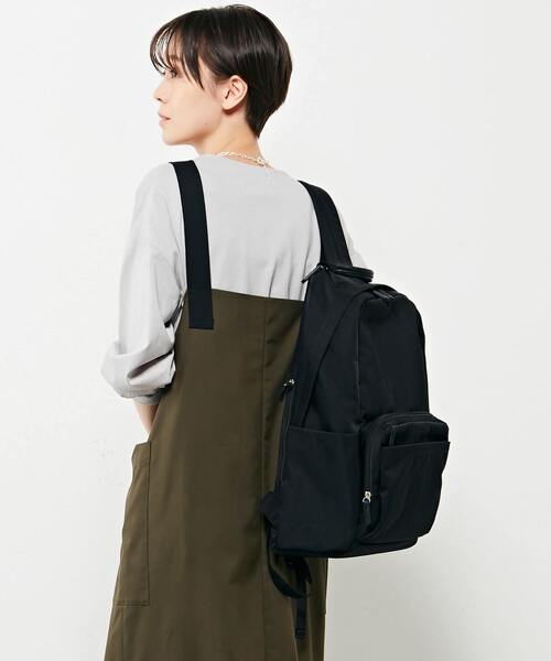 MELROSE claire（メルローズ クレール）の「【あらゆるシーンにマッチする大人の12ポケットリュック】（バックパック/リュック・レディース・ブラック/グレー/カーキ/オリーブ・FREE）」の10枚目の写真