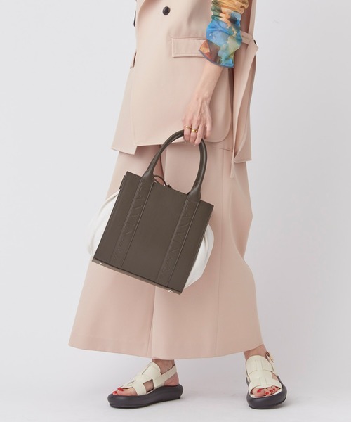 【今大人気☆】LANVIN キャンパストートバッグ ロゴ ロゴポリエステルキャンバストートバッグ | LANVIN en Bleu