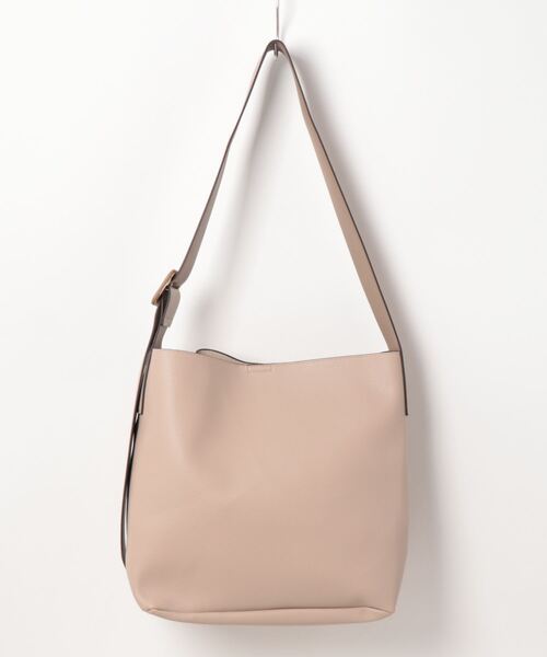 SALON de RUBAN(サロンドルヴァン)の「【SALON de RUBAN / サロン ド ルヴァン】 ビッグショルダーバッグ(ショルダーバッグ・レディース・ライトグレー/ブラック/アイボリー/グレイッシュベージュ/ブラウン/グレー系その他/シルバー・FREE)」の6枚目の写真