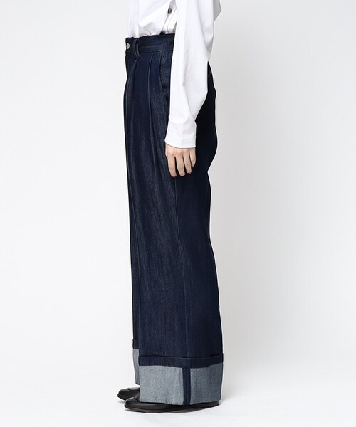 tk.TAKEO KIKUCHI（ティーケータケオキクチ）の「ブライトデニムロールアップパンツ（デニムパンツ・レディース・ネイビー系3・66）」の4枚目の写真