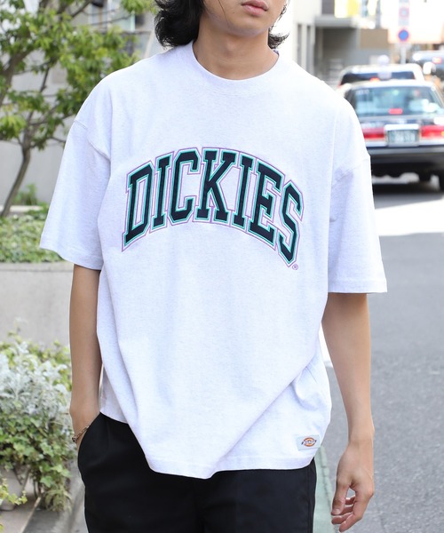 Dickies(ディッキーズ)の「【Dickies】天竺カレッジアップリケ半そでTシャツ 3278-5432(Tシャツ/カットソー・メンズ・グリーン/ホワイト/ネイビー/ブラック/グレー/マスタード・L/M/XL)」の3枚目の写真
