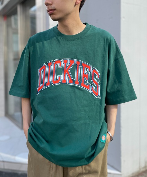 Dickies(ディッキーズ)の「【Dickies】天竺カレッジアップリケ半そでTシャツ 3278-5432(Tシャツ/カットソー・メンズ・グリーン/ホワイト/ネイビー/ブラック/グレー/マスタード・L/M/XL)」の4枚目の写真