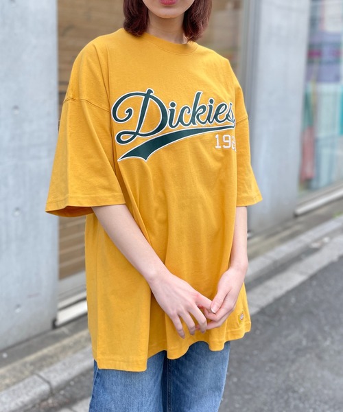 Dickies(ディッキーズ)の「【Dickies】天竺カレッジアップリケ半そでTシャツ 3278-5432(Tシャツ/カットソー・メンズ・グリーン/ホワイト/ネイビー/ブラック/グレー/マスタード・L/M/XL)」の6枚目の写真