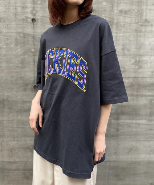 Dickies(ディッキーズ)の「【Dickies】天竺カレッジアップリケ半そでTシャツ 3278-5432(Tシャツ/カットソー・メンズ・グリーン/ホワイト/ネイビー/ブラック/グレー/マスタード・L/M/XL)」の16枚目の写真