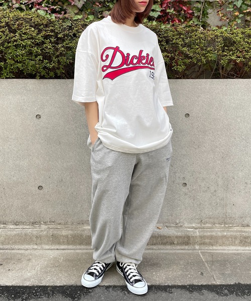 Dickies(ディッキーズ)の「【Dickies】天竺カレッジアップリケ半そでTシャツ 3278-5432(Tシャツ/カットソー・メンズ・グリーン/ホワイト/ネイビー/ブラック/グレー/マスタード・L/M/XL)」の17枚目の写真
