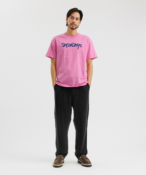Saturdays NYC（サタデーズ ニューヨークシティ ）の「Signature Logo Standard SS Tee（Tシャツ/カットソー・メンズ・オリーブ/ブラック/ネイビー/ピンク/ホワイト・X-SMALL/M/L/XL/S）」の17枚目の写真