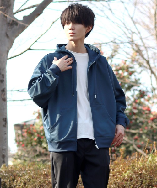 SITRY（シトリー）の「tech full zip hoodie /テック フルジップ