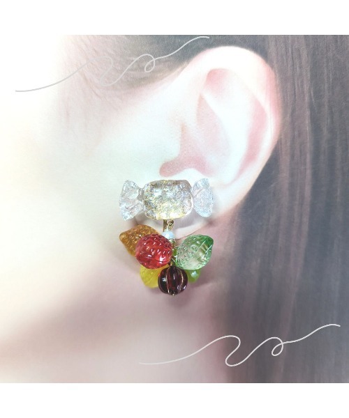 tone(トーン)の「【hazeleyes】小粒のカラフルキャンディイヤリング(Bonbonami ボンボンアミ)(MA)(イヤリング・レディース・グリーン/ピンク・FREE)」の10枚目の写真