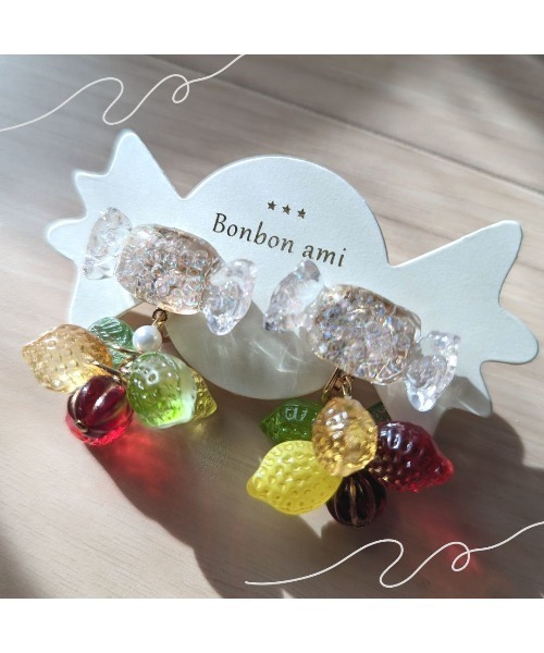 tone(トーン)の「【hazeleyes】小粒のカラフルキャンディイヤリング(Bonbonami ボンボンアミ)(MA)(イヤリング・レディース・グリーン/ピンク・FREE)」の11枚目の写真