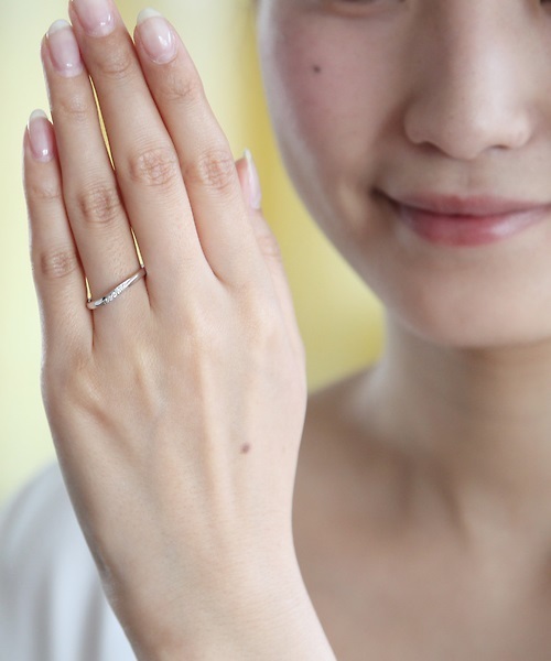 4℃(ヨンドシー)の「K10ホワイトゴールド ペアリング【Lady's】(リング・レディース・ホワイト・#8/#6/#12/#10)」の3枚目の写真