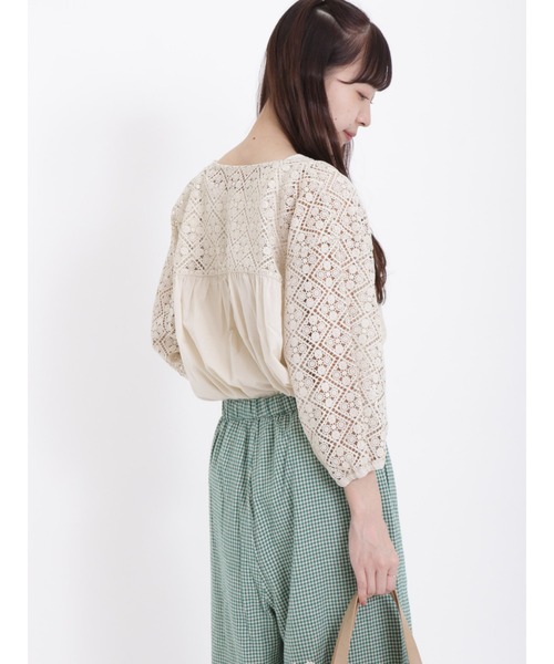 Samansa Mos2（サマンサ モスモス）の「【接触冷感 吸水速乾】おめかしレースブラウス（シャツ/ブラウス・レディース・オフホワイト/ブラック/キナリ・ﾌﾘ-）」の9枚目の写真