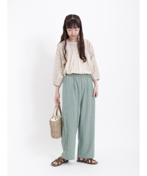 Samansa Mos2（サマンサ モスモス）の「【接触冷感 吸水速乾】おめかしレースブラウス（シャツ/ブラウス・レディース・オフホワイト/ブラック/キナリ・ﾌﾘ-）」の12枚目の写真