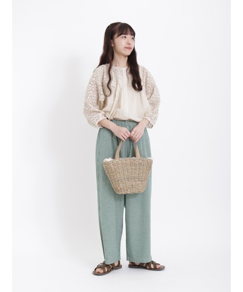 Samansa Mos2（サマンサ モスモス）の「【接触冷感 吸水速乾】おめかしレースブラウス（シャツ/ブラウス・レディース・オフホワイト/ブラック/キナリ・ﾌﾘ-）」の13枚目の写真