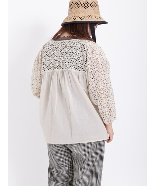 Samansa Mos2（サマンサ モスモス）の「【接触冷感 吸水速乾】おめかしレースブラウス（シャツ/ブラウス・レディース・オフホワイト/ブラック/キナリ・ﾌﾘ-）」の21枚目の写真