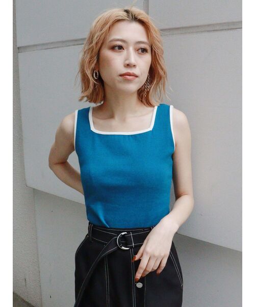 MURUA（ムルーア）の「バックカットスクエアタンク（タンクトップ・レディース・ブラック/ブルー・FREE）」の9枚目の写真