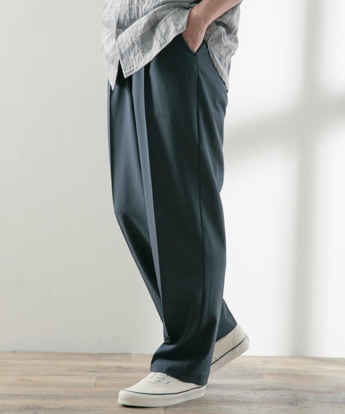 ITEMS URBANRESEARCH(アイテムズ アーバンリサーチ)の「『イージーケア』マシンウォッシャブル サマースラックス(スラックス・メンズ・グレー/ネイビー/チャコールグレー・LARGE/MEDIUM)」の10枚目の写真