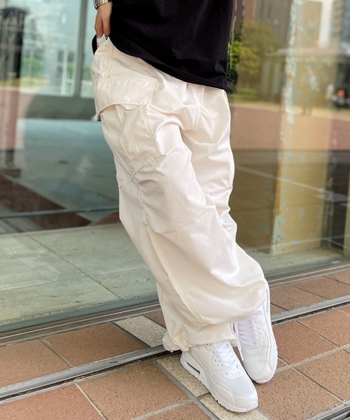 EASTBOY(イーストボーイ)の「EASTBOY/イーストボーイ ブランド ロゴ 軽量 エアクッションソール シューズ(スニーカー・レディース・ブラック/ホワイト・22.5cm/23cm/23.5cm/24cm/24.5cm)」の3枚目の写真