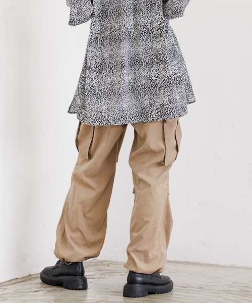 PBLIM（ページボーイリム）の「PBLIM/キモウワイドカーゴパンツ（カーゴパンツ・レディース・カーキ/ブラック/ベージュ・MEDIUM/LARGE）」の19枚目の写真