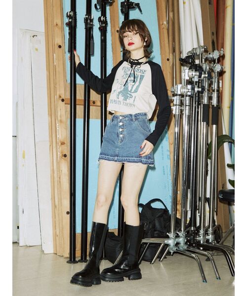 jouetie（ジュエティ）の「ボタンフライベーシックスカパン【デニムスカパン】（デニムパンツ・レディース・ライトブルー/ブラック/ベージュ・SMALL/MEDIUM）」の7枚目の写真