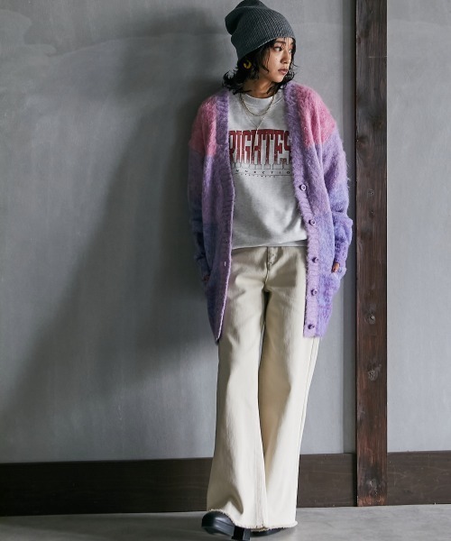 GEVS.（ジェイヴィス）の「＜大きいサイズ＞ グラデーションニットカーディガン GEVS.（カーディガン/ボレロ・レディース・ブルー系/ピンク系・L/LL/3L/4L/5L）」の7枚目の写真