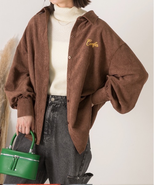 ad thie(アドティエ)の「刺繍入り コーデュロイビッグシャツ(シャツ/ブラウス・レディース・アイボリー/ブラウン/オレンジ/ベージュ・FREE)」の2枚目の写真