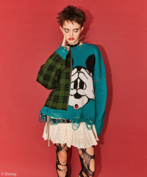 Candy Stripper(キャンディストリッパー)の「MICKEY MOUSE / COMBINED ニット(ニット/セーター・レディース・レッド/グリーン/チャコール・2)」の4枚目の写真