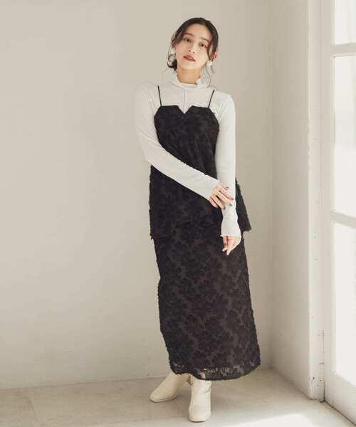 HEYUMM（ヘユム）の「フラワージャガードストレートスカート（スカート・レディース・ブラック/キャメル/アイボリー・MEDIUM/SMALL）」の15枚目の写真