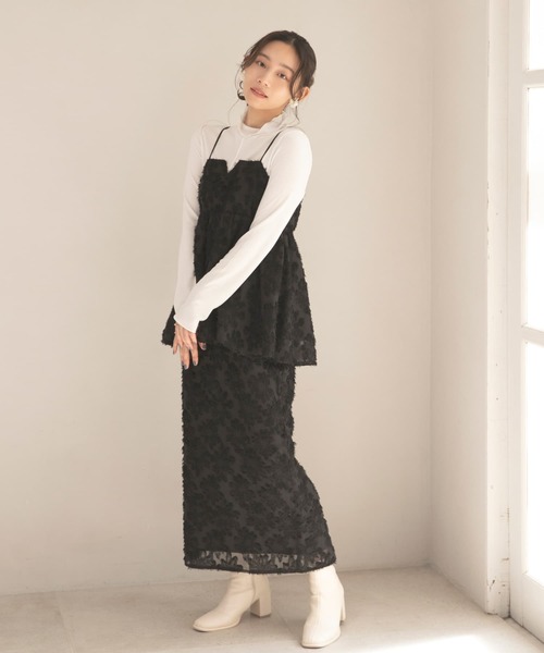 HEYUMM（ヘユム）の「フラワージャガードストレートスカート（スカート・レディース・ブラック/キャメル/アイボリー・MEDIUM/SMALL）」の17枚目の写真