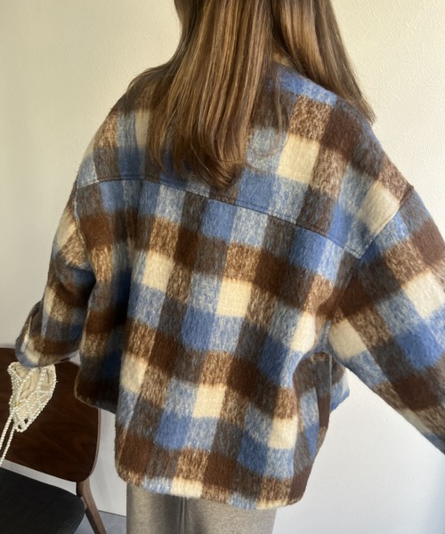 LAC-VERT（ラック・ヴェール）の「スタンドカラーウールビッグコート（ステンカラーコート・レディース・ブラック/ブラウン・FREE）」の8枚目の写真