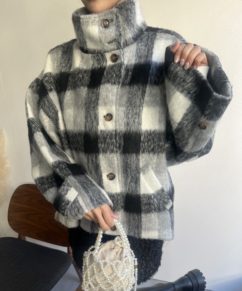 LAC-VERT（ラック・ヴェール）の「スタンドカラーウールビッグコート（ステンカラーコート・レディース・ブラック/ブラウン・FREE）」の3枚目の写真