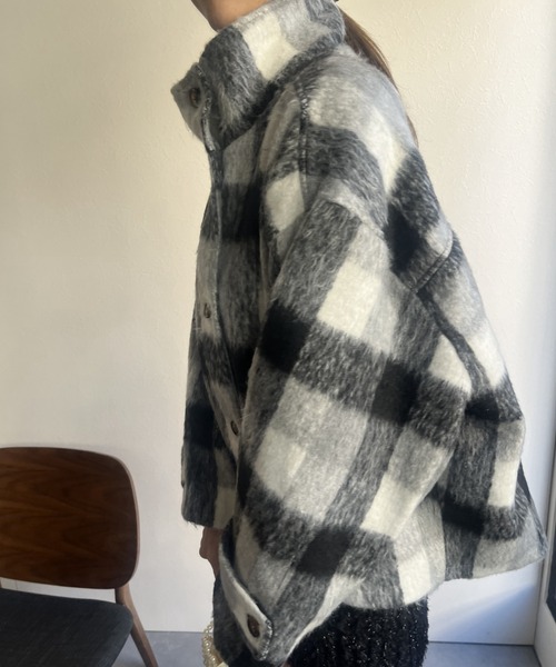 LAC-VERT（ラック・ヴェール）の「スタンドカラーウールビッグコート（ステンカラーコート・レディース・ブラック/ブラウン・FREE）」の13枚目の写真