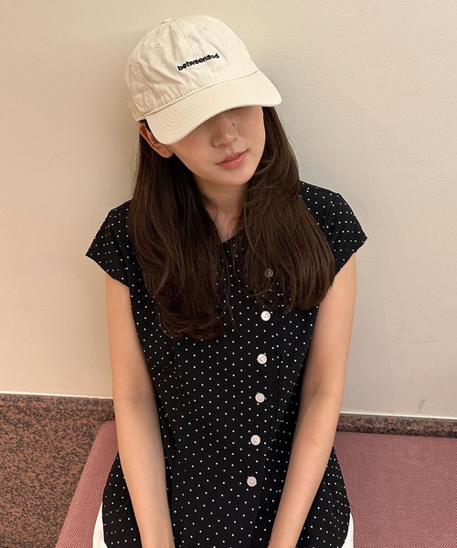kutir(クティール)の「kutirlune/ロゴ刺繍キャップ②(キャップ・レディース・ブラック/ネイビー/ブラウン/グレー/レッド/グリーン/ライトホワイト/ベージュ・FREE)」の10枚目の写真