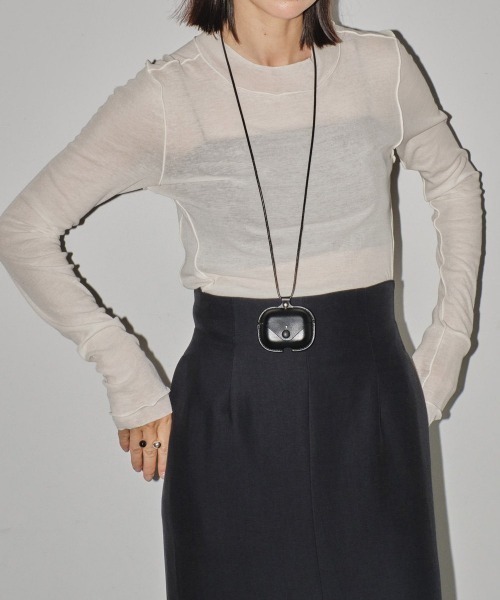 TODAYFUL（トゥデイフル）の「TODAYFUL　Sheer Crewneck Long T-shirts シアークルーネックロングTシャツ/12410608（Tシャツ/カットソー・レディース・ミント/ブラック/クリーム/キナリ・ONE SIZE）」の2枚目の写真