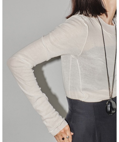 TODAYFUL（トゥデイフル）の「TODAYFUL　Sheer Crewneck Long T-shirts シアークルーネックロングTシャツ/12410608（Tシャツ/カットソー・レディース・ミント/ブラック/クリーム/キナリ・ONE SIZE）」の16枚目の写真