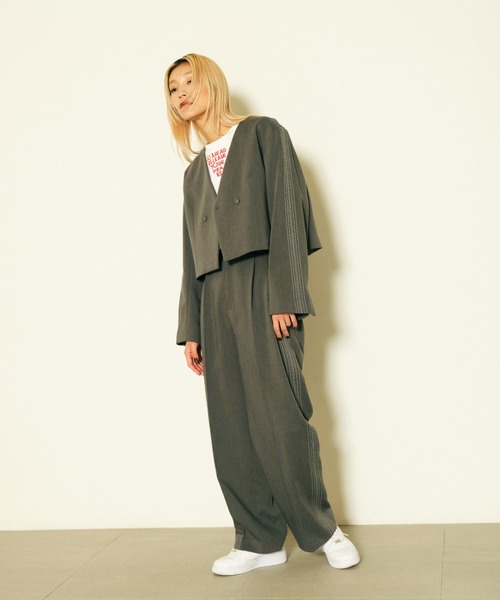 null.（ヌル）の「ラインステッチタックパンツ（その他パンツ）」 - WEAR