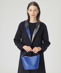 レザーバケットバッグ