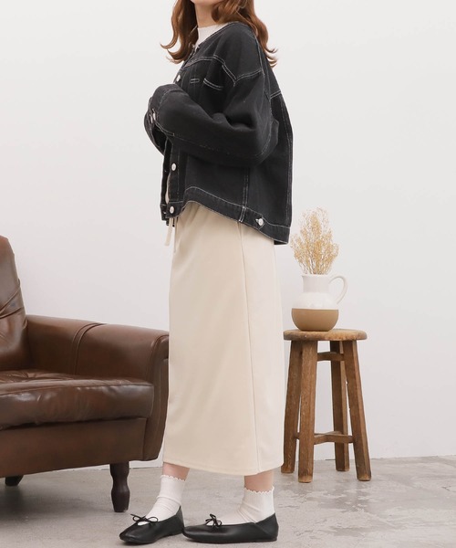 mil(ミル)の「【150㎝前後の小柄さんサイズ】ノーカラーデニムジャケット(デニムジャケット・レディース・ブラック/ネイビー・XS/S)」の6枚目の写真
