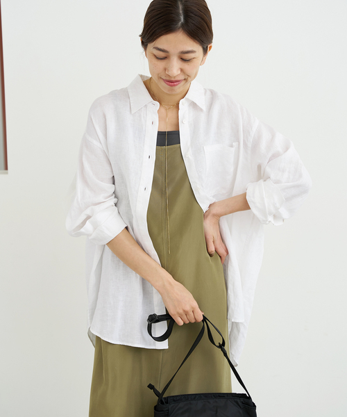 IENA（イエナ）の「リネン オーバーシャツ（シャツ/ブラウス・レディース・ベージュ/ホワイト/ブラック系その他・36/38）」の10枚目の写真