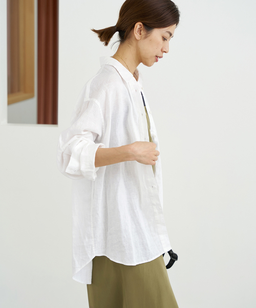 IENA（イエナ）の「リネン オーバーシャツ（シャツ/ブラウス・レディース・ベージュ/ホワイト/ブラック系その他・36/38）」の8枚目の写真