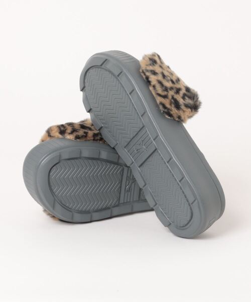 PUMA(プーマ)の「PUMA プーマ ウィメンズ NEKO-san カルメン スライド サンダル(サンダル・レディース・ベージュ系その他・22.0cm/23.0cm/24.0cm/25.0cm/26.0cm/27.0cm)」の11枚目の写真
