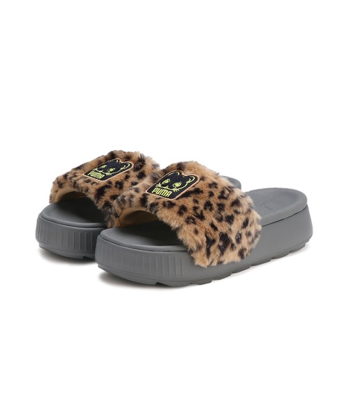 PUMA(プーマ)の「PUMA プーマ ウィメンズ NEKO-san カルメン スライド サンダル(サンダル・レディース・ベージュ系その他・22.0cm/23.0cm/24.0cm/25.0cm/26.0cm/27.0cm)」の2枚目の写真