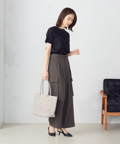 COMME CA ISM(コムサイズム)の「クロップト丈 Tシャツ(Tシャツ/カットソー・レディース・ホワイト/カーキ/ブラック・LARGE/MEDIUM)」の5枚目の写真