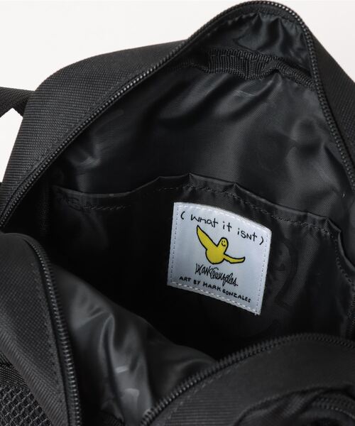 (What it isNt)ART BY MARKGONZALES(ワットイットイズント)の「【 (What it isNt) ART BY MARKGONZALES / (ワットイットイズント) アートバイ マークゴンザレス 】縦型メッシュポケットショルダーバッグ(ST)(ショルダーバッグ・メンズ・ブラック×ホワイト/ブラック系その他/ブラック×イエロー・FREE)」の6枚目の写真