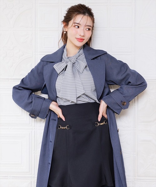 SWINGLE（スウィングル）の「サイドプリーツトレンチコート（トレンチコート・レディース・ベージュ/アイボリー/ネイビー・SMALL/MEDIUM）」の3枚目の写真