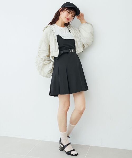 MAJESTIC LEGON(マジェスティックレゴン)の「折り返しミニキャミワンピ(ワンピース・レディース・ブラック/グレー・MEDIUM)」の13枚目の写真