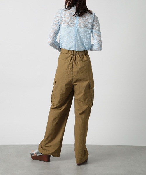 SETUP7（セットアップセブン）の「【SETUP7】Nylon straight cargo pants / ナイロンカーゴパンツ フラップポケット付き（カーゴパンツ・レディース・カーキ/ベージュ/チャコールグレー/ブラック・S/M）」の7枚目の写真