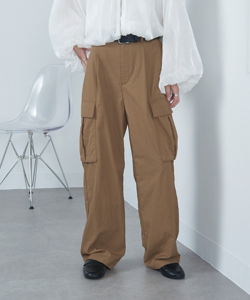SETUP7（セットアップセブン）の「【SETUP7】Nylon straight cargo pants / ナイロンカーゴパンツ フラップポケット付き（カーゴパンツ・レディース・カーキ/ベージュ/チャコールグレー/ブラック・S/M）」の17枚目の写真