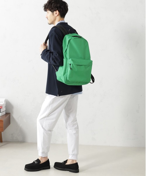 FOUND GOOD（ファウンドグッド）の「軽量撥水リュックM（バックパック/リュック・メンズ・ブラック/ホワイト系5/グリーン系5/オレンジ系5/パープル系5/ベージュ/グリーン/ブルー系/グリーン系1/グレー系/レッド系/ブラウン・M）」の8枚目の写真