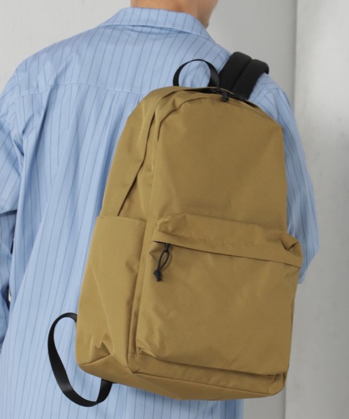 FOUND GOOD（ファウンドグッド）の「軽量撥水リュックM（バックパック/リュック・メンズ・ブラック/ホワイト系5/グリーン系5/オレンジ系5/パープル系5/ベージュ/グリーン/ブルー系/グリーン系1/グレー系/レッド系/ブラウン・M）」の17枚目の写真
