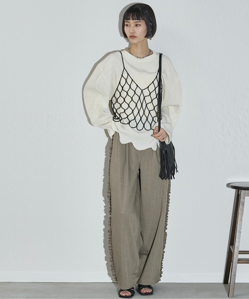 THE YOn(ザヨン)の「サイドフリルラインタックイージーパンツ(その他パンツ・レディース・サンドベージュ/レディッシュグレー・FREE)」の21枚目の写真